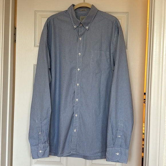 J.Crew 100% cotton dress shirt - Picture 2 of 5